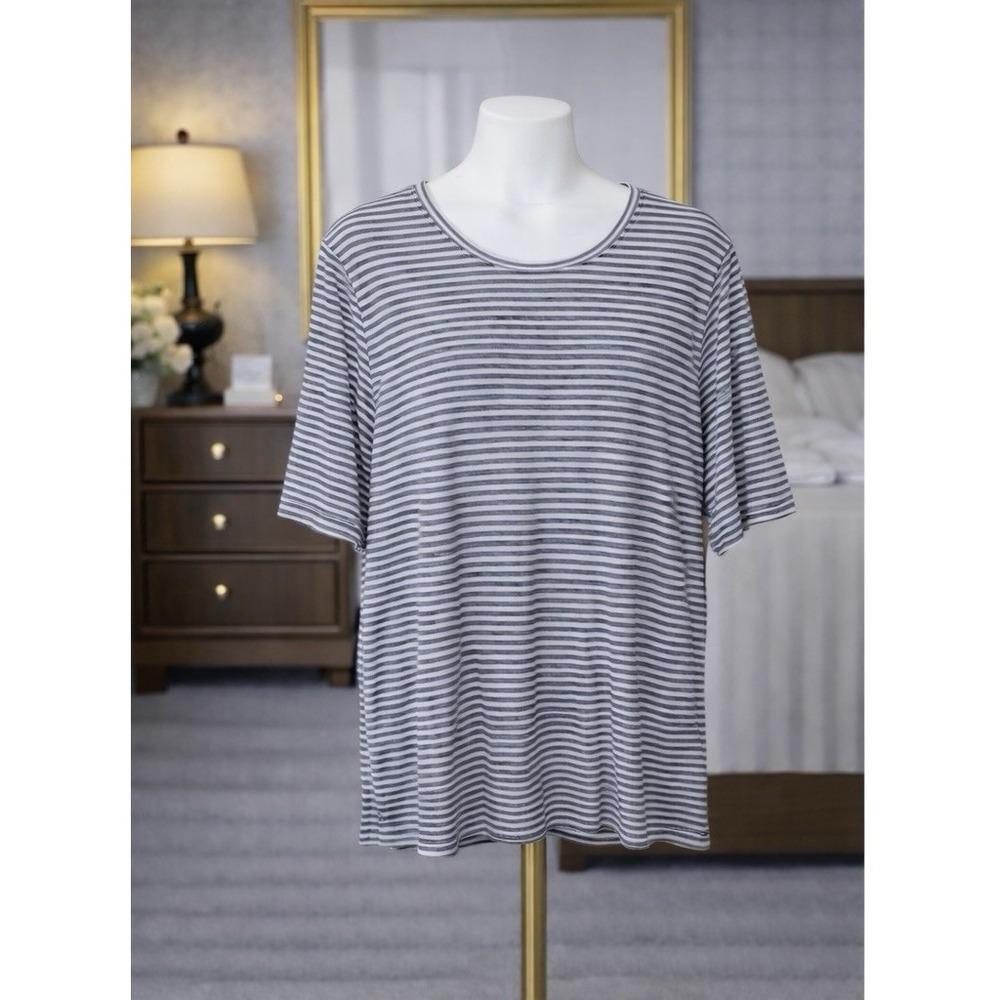 New Chico's Supremely Soft Flutter-Sleeve Mini Striped Blue‎ White Womens 1 US M - Picture 2 of 12